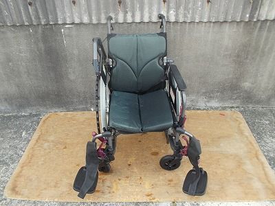 一部地域を除く カワムラ自走式車椅子KMD-B 22-42 TS-25-1208-10