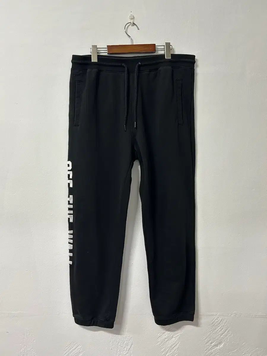 ★美品★RG350DX-WH★ソフトケース、ギタースタンド付き★ 動作不良なし ☆美品☆RG350DX-WH☆ソフトケース、ギタースタンド付き☆ 動作不良なし