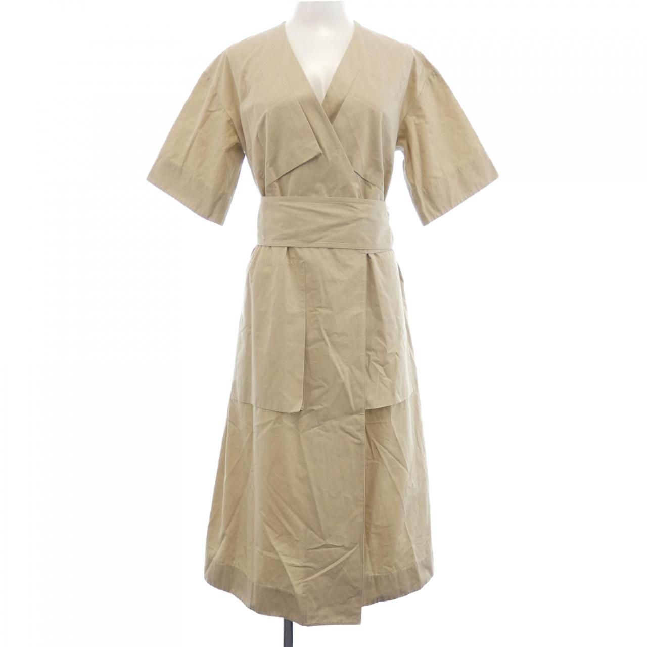 セリーヌ CELINE 2 6 AF 9 326 B ワンピース