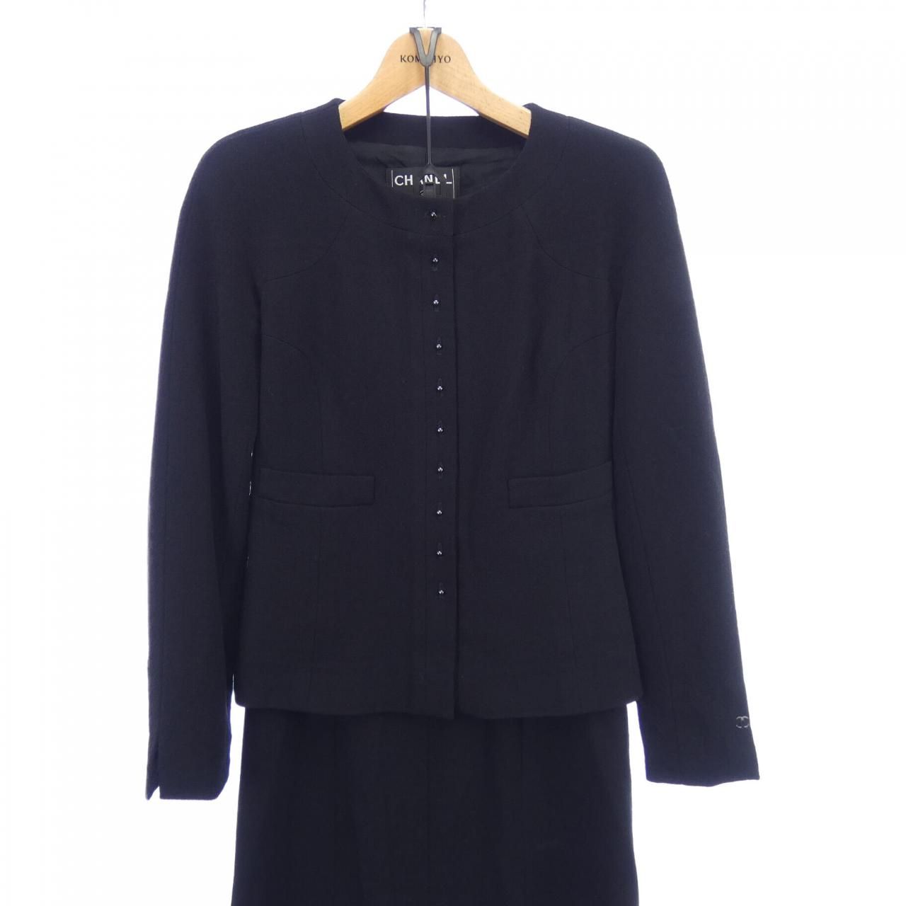 ヴィンテージ シャネル CHANEL 02 A スーツ