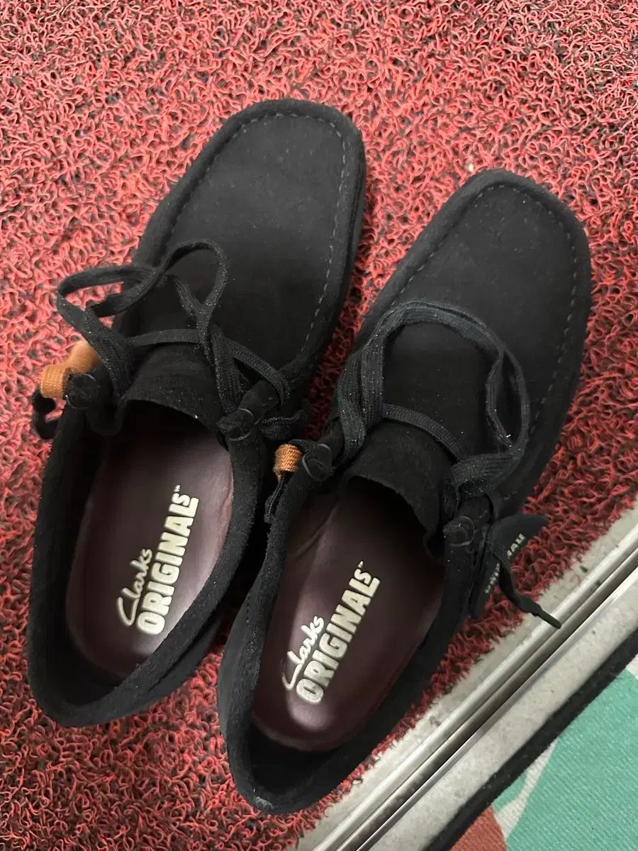 クラークス ワラビーソール補強完了