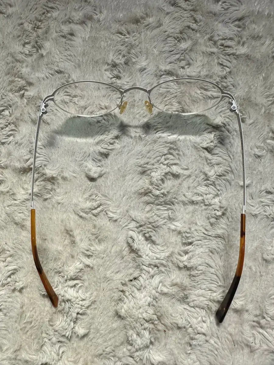  でデザインが素敵な FRANK CUSTOM メガネフレーム サングラス 小物