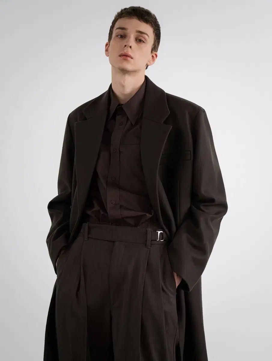 INSILENCE インサイレンス ウールカシミア ストラップ ハーフ ダブルコート BROWN|S クアー|ベルリエ