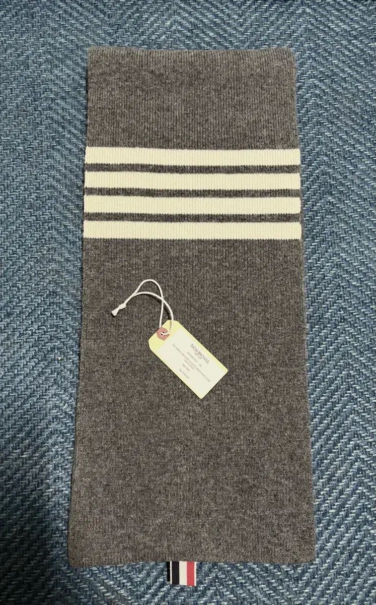 トム ブラウン メリノウール 斜めボーダー マフラー グレー