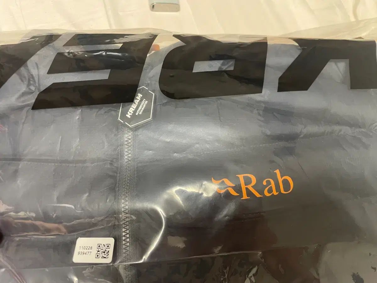 ラブ シーラス アルパイン ベルーガ L