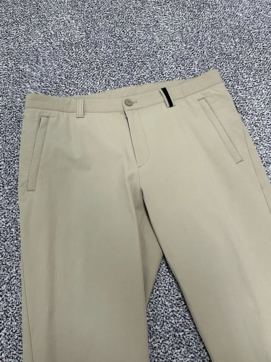 ワック | メンズ34 ゴルフ ベージュ ズボン