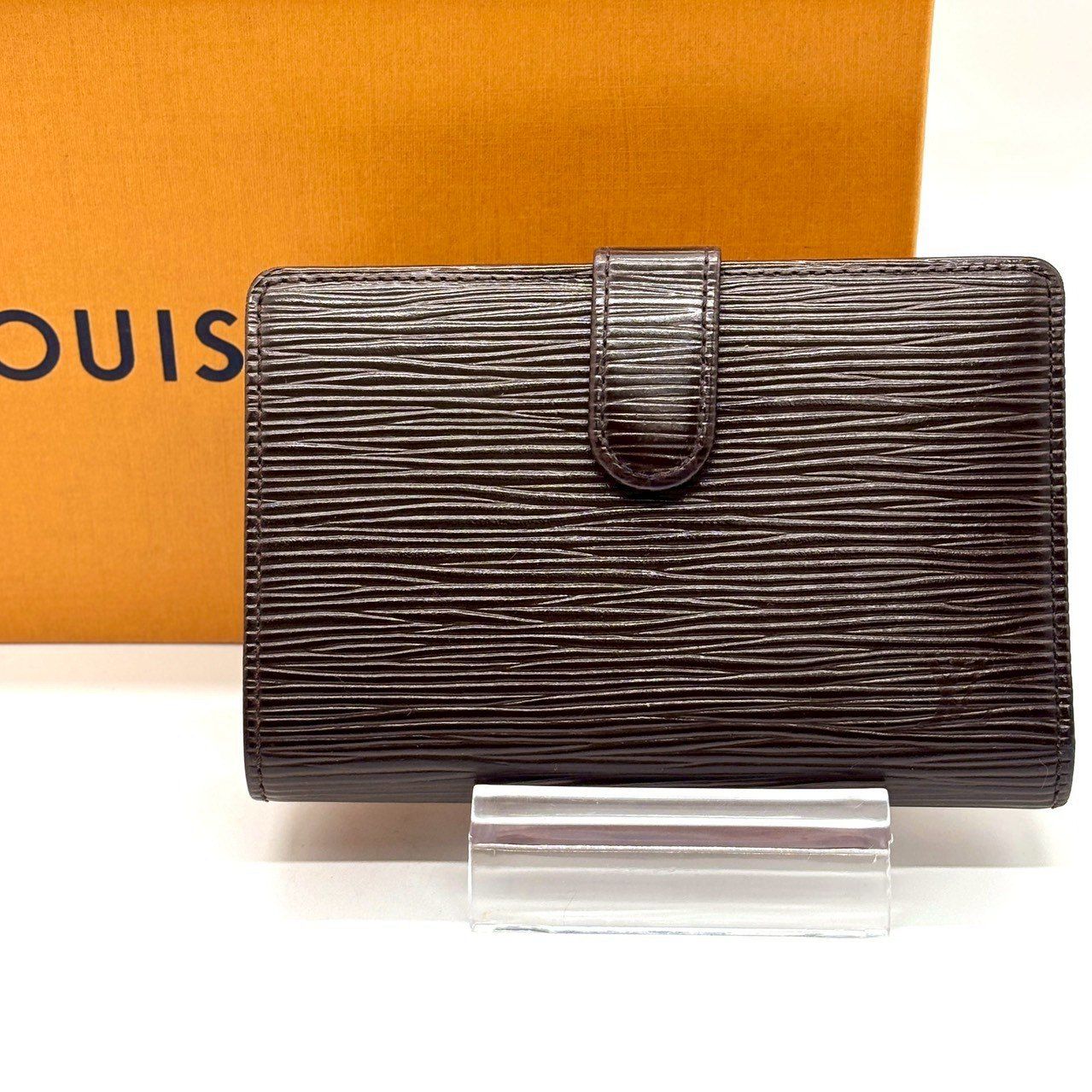 上品さ極まる大人の逸品】 LOUIS VUITTON ルイヴィトン エピ