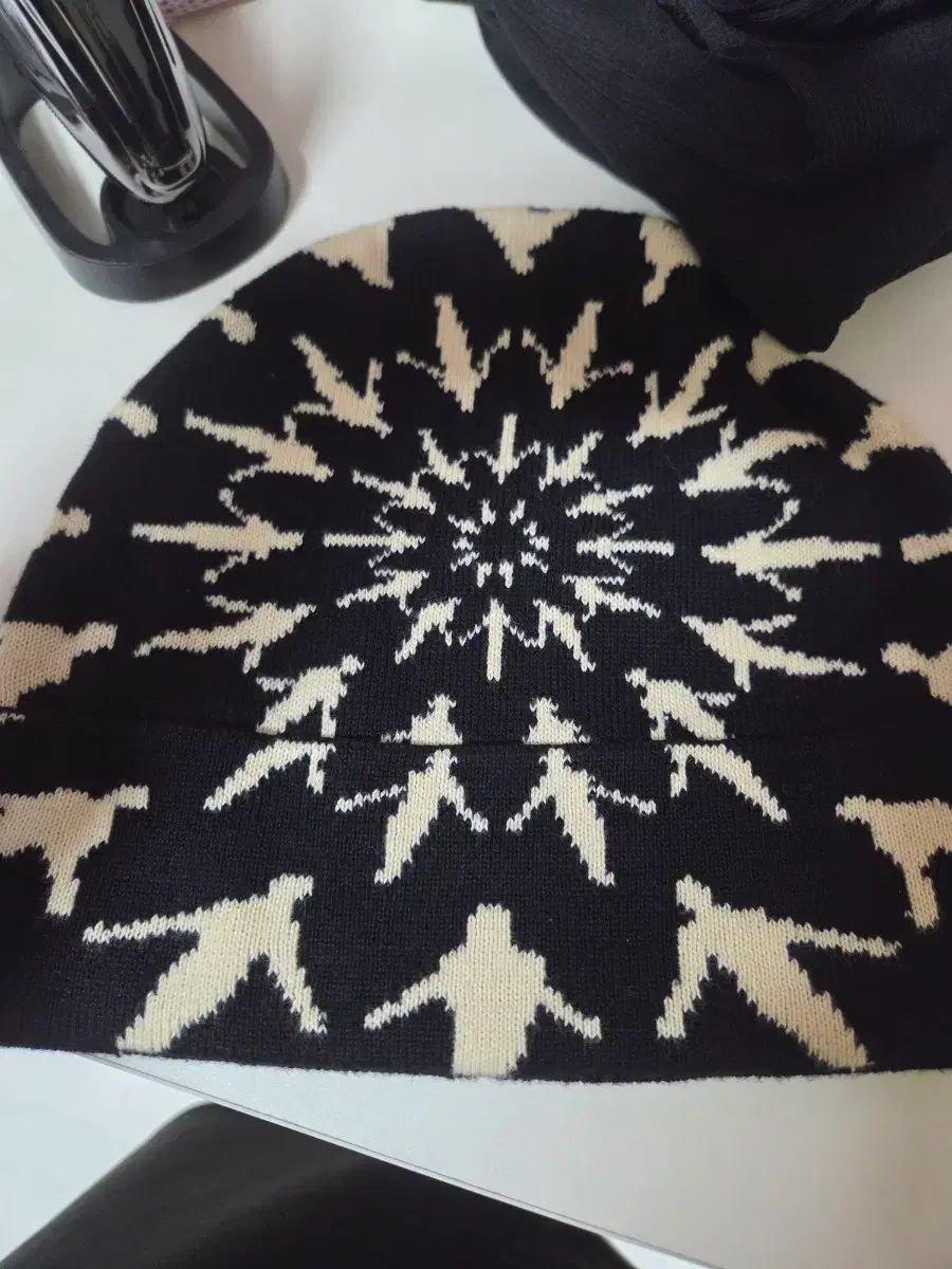 アンボンソサエティ ビーニー 21年? 商品