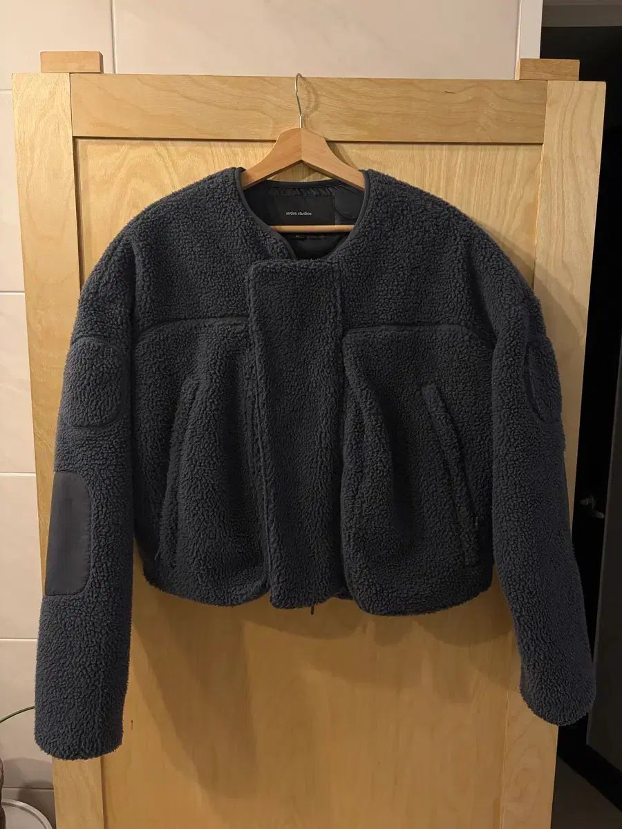 アンドタイヤ スタジオ フリース ジャケット