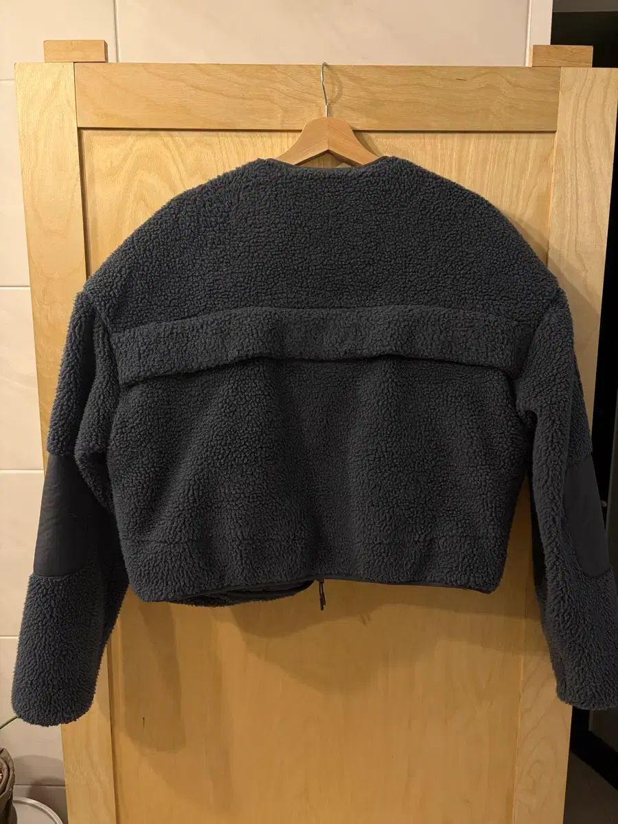 アンドタイヤ スタジオ フリース ジャケット