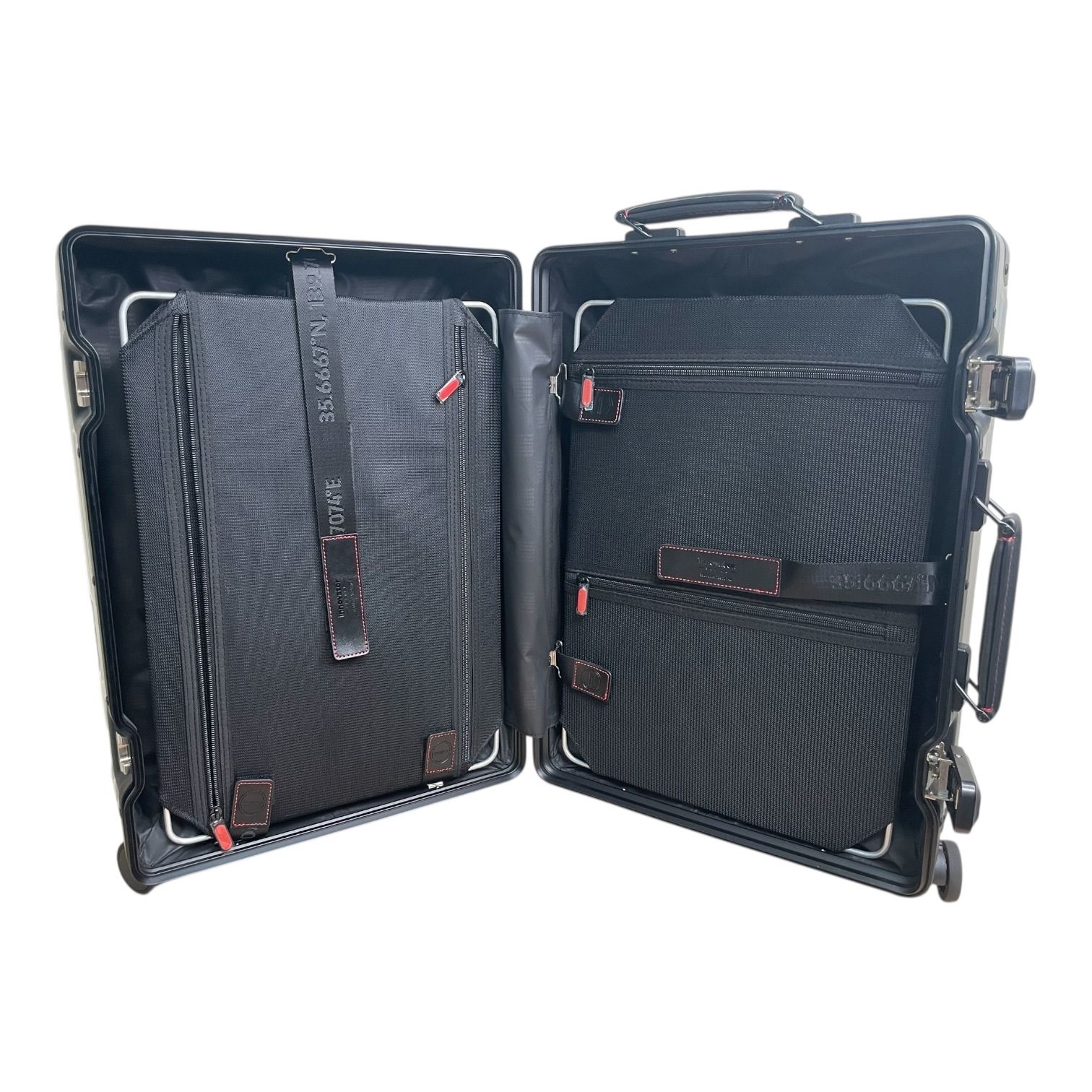 展示未使用品】innovator イノベーター アルミスーツケース INV1811STP