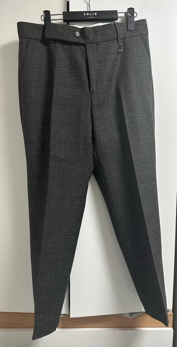 グレー チェック