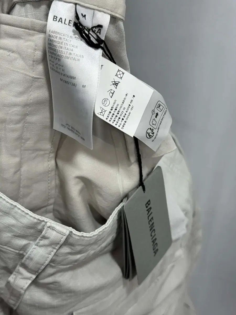 バレンシアガ リップストップ ダメージ カーゴ パンツ 動きやすい チェスターコート