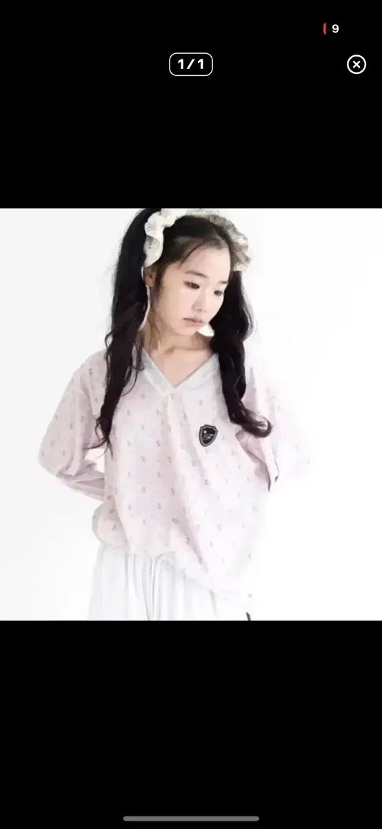 faerie 샵페어리 V neck flower terry shirt