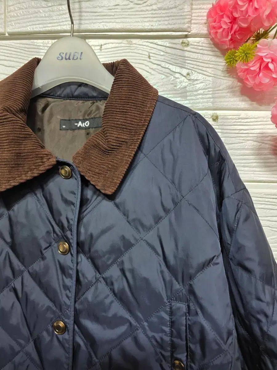 the AtG 軽量ダウン ダウン 66