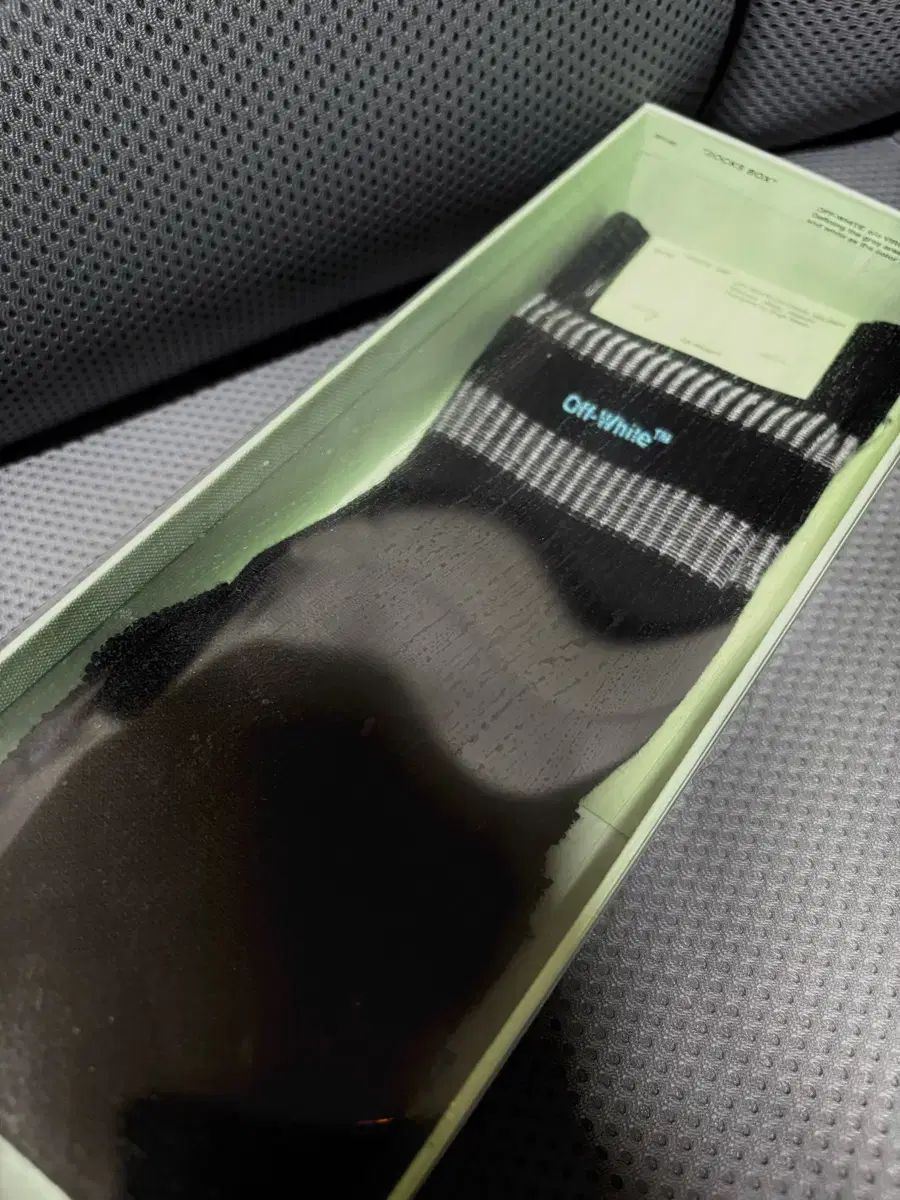 オフホワイト ルイヴィトン ヴァージル リバーシブル 靴下