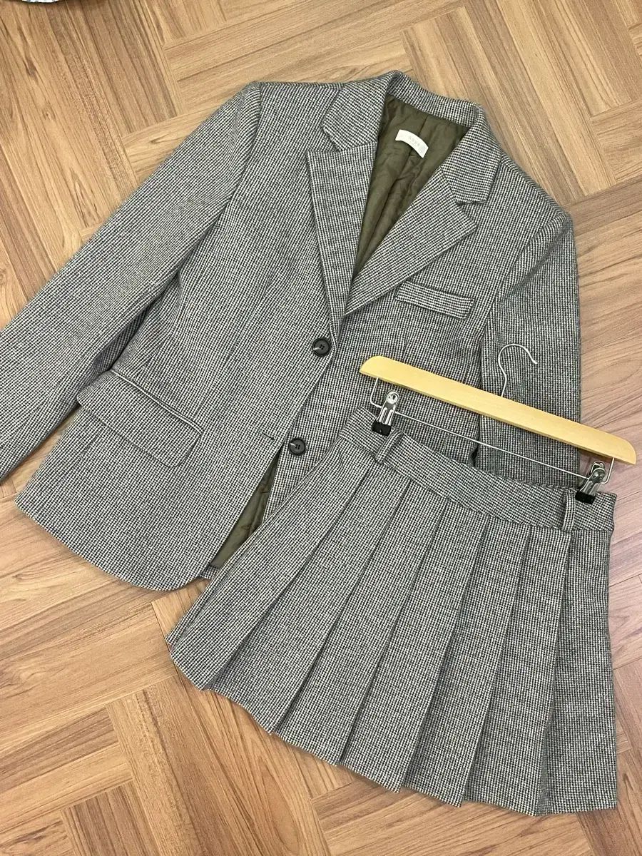 ルルソウル 冬 レディース スーツ セットアップ