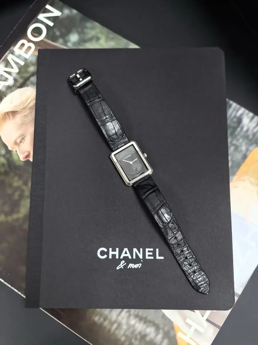 シャネル ボーイフレンド H 4884