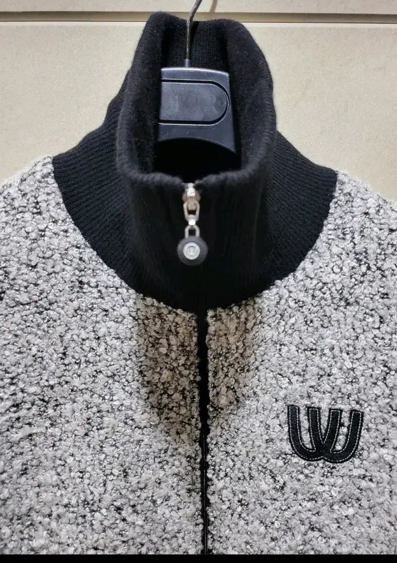 エムユースポーツ 防風ニット ジップアップ 66