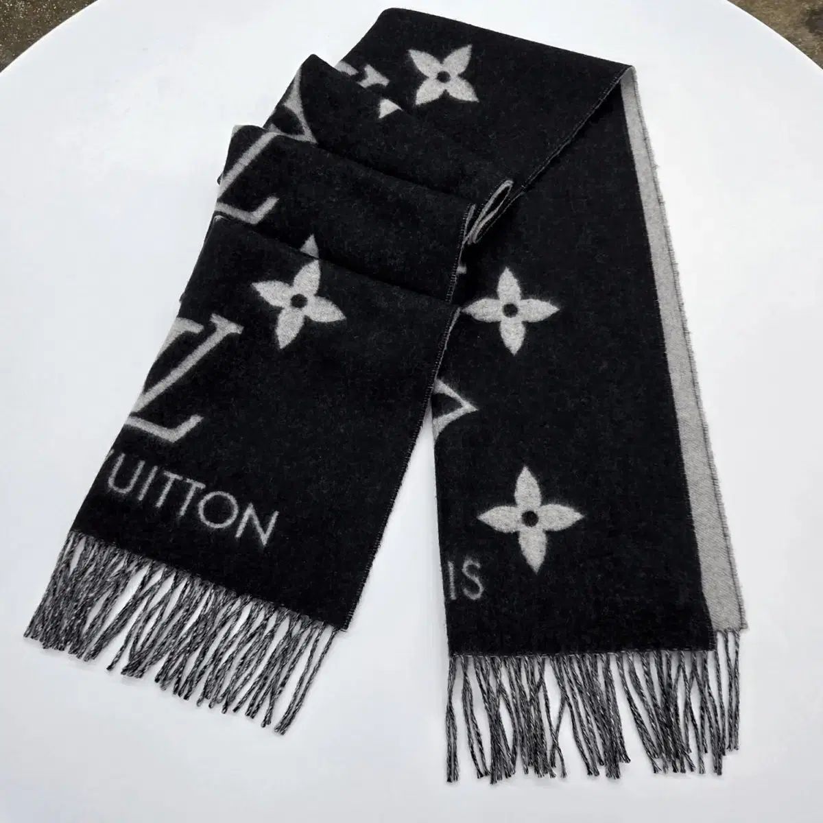 Louis Vuitton ルイヴィトン LV レイキャビク カシミア マフラー M 71040