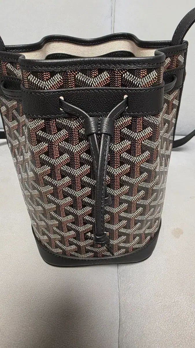 Masion Goyard ゴー プチFLO ブラック