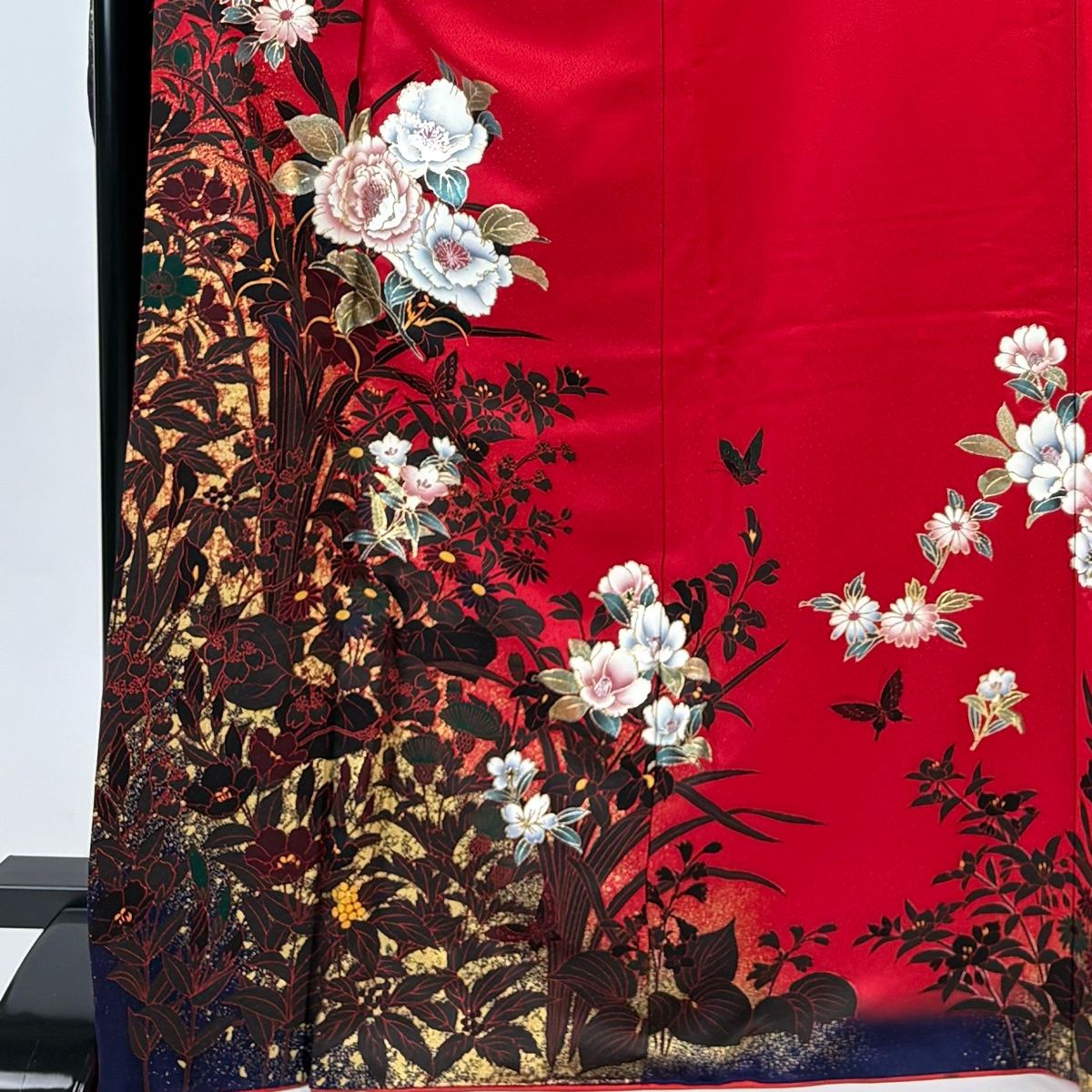 振袖 身丈169 cm 裄丈68 L 袷 草花 蝶 金銀彩 赤 正絹 秀品