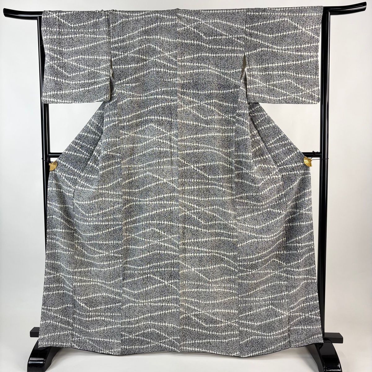 小紋 身丈164 5 cm 裄丈65 M 袷 幾何学 黒灰 正絹 秀品