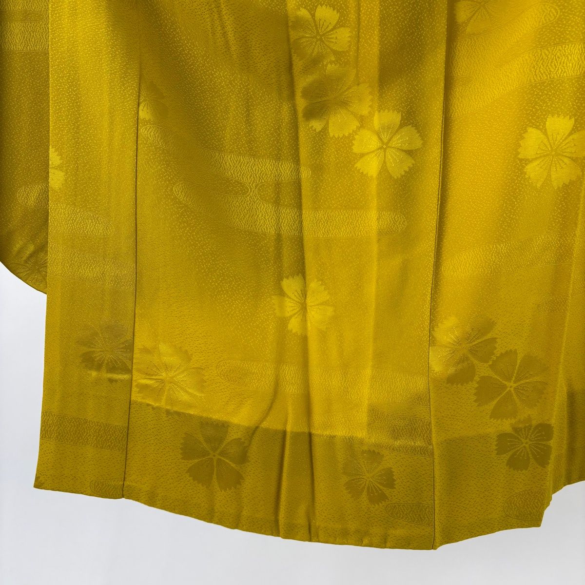 長襦袢 身丈127 cm 裄丈66 M 振袖用 やまと 桜 ヱ霞 山吹色 正絹 秀品