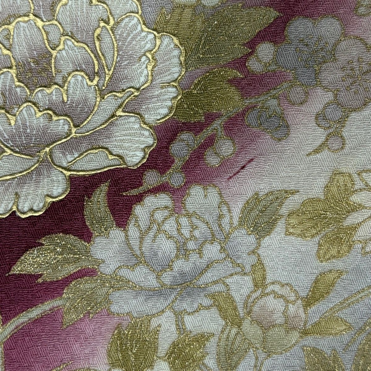  付下げ 身丈172.5 cm 裄丈68 L 袷 やまと 花丸文 牡丹 金彩 ラメ彩 赤紫 正絹 秀品 訪問着 付け下げ 着物