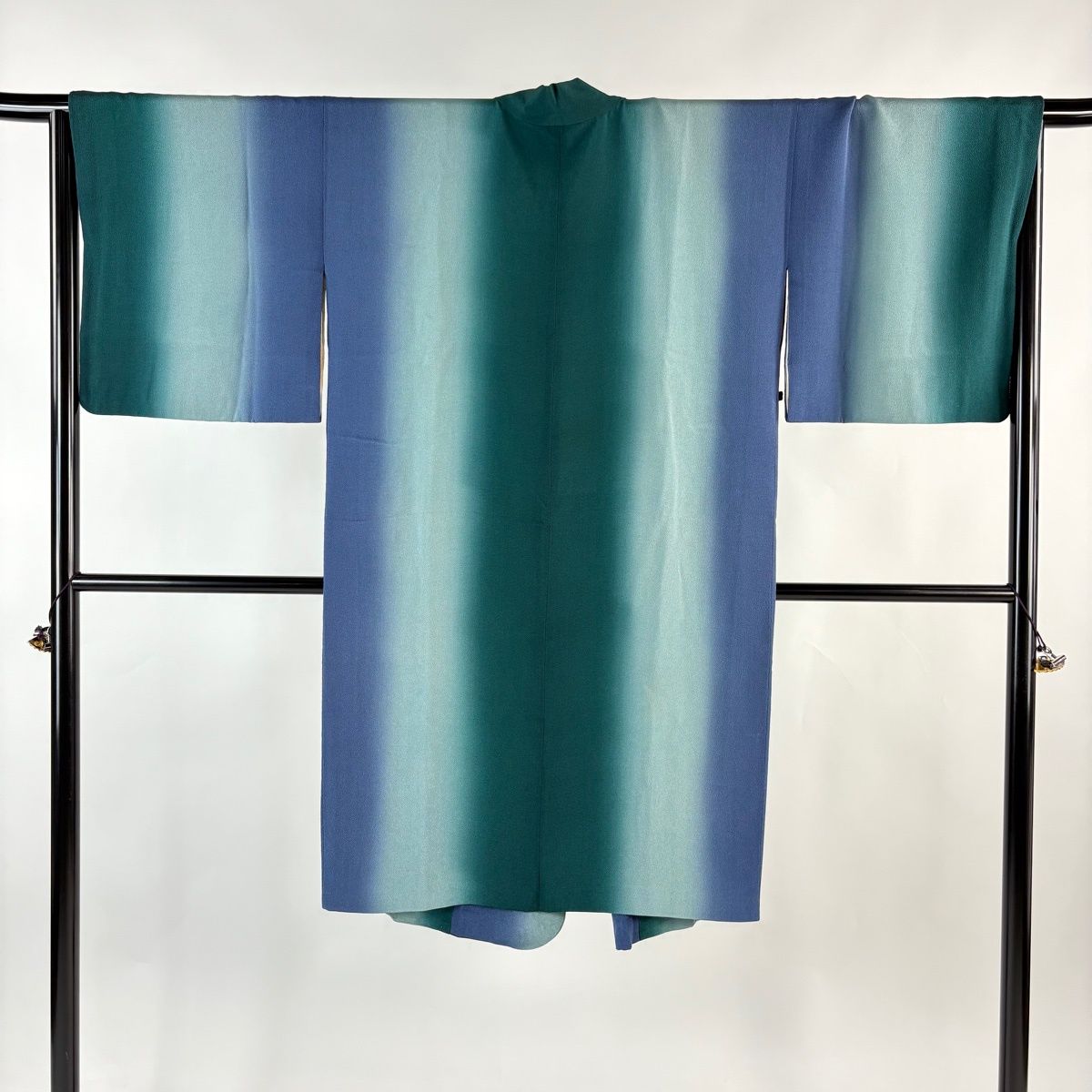 道中着 身丈110 cm 裄丈68.5 L 和装コート着物衿 縦ぼかし 縮緬 緑 正絹 秀品