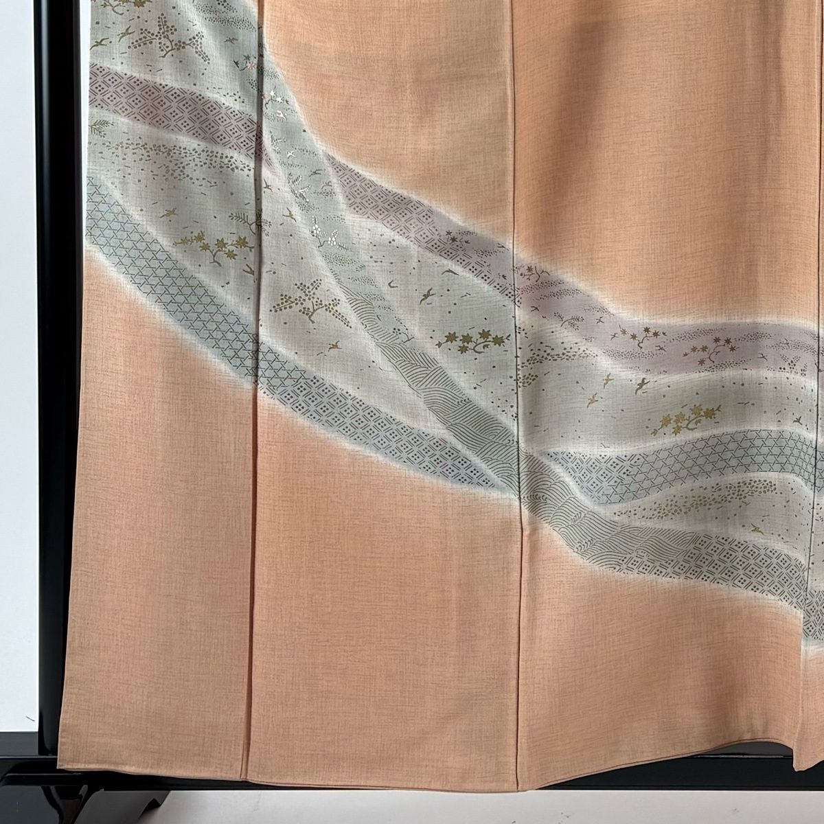 訪問着 身丈159.5 cm 裄丈65 M 袷 花鳥 菱 金彩 刺繍 薄オレンジ 正絹 秀品