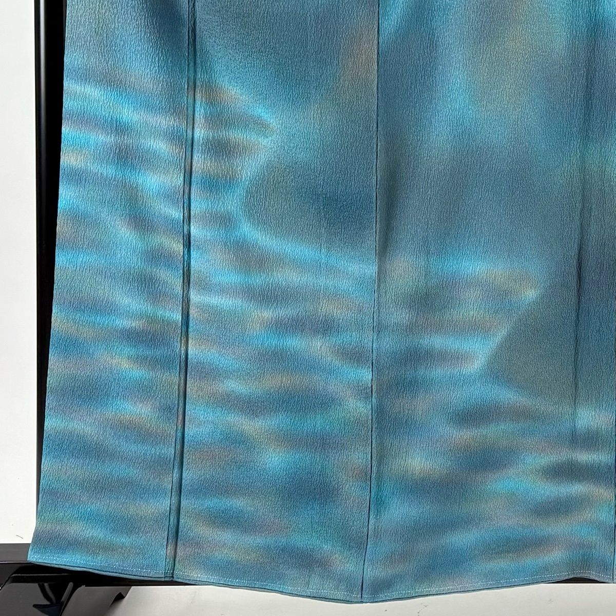 付下げ 身丈160 cm 裄丈65 M 袷 落款 霞 幾何学 ぼかし 青 正絹 秀品