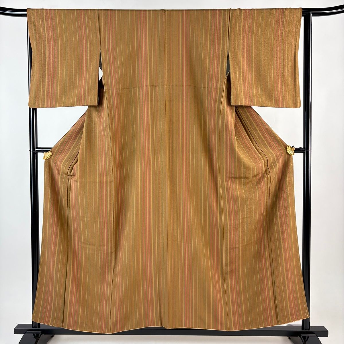 小紋 身丈156 cm 裄丈64 M 袷 縦縞 山吹茶色 正絹 秀品