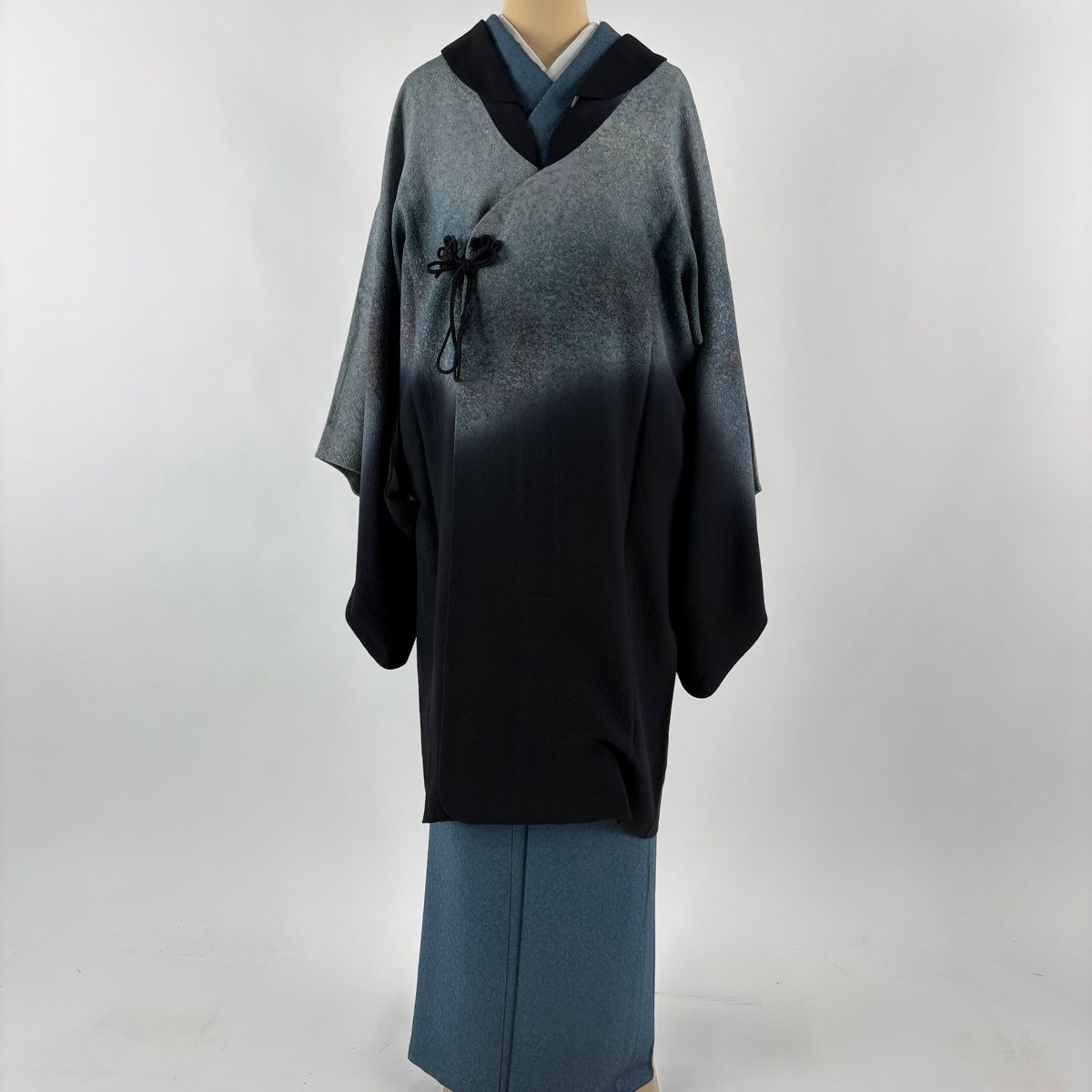 道行 身丈105 cm 裄丈62 S 和装コート へちま衿 幾何学模様 ぼかし 灰緑 正絹 秀品
