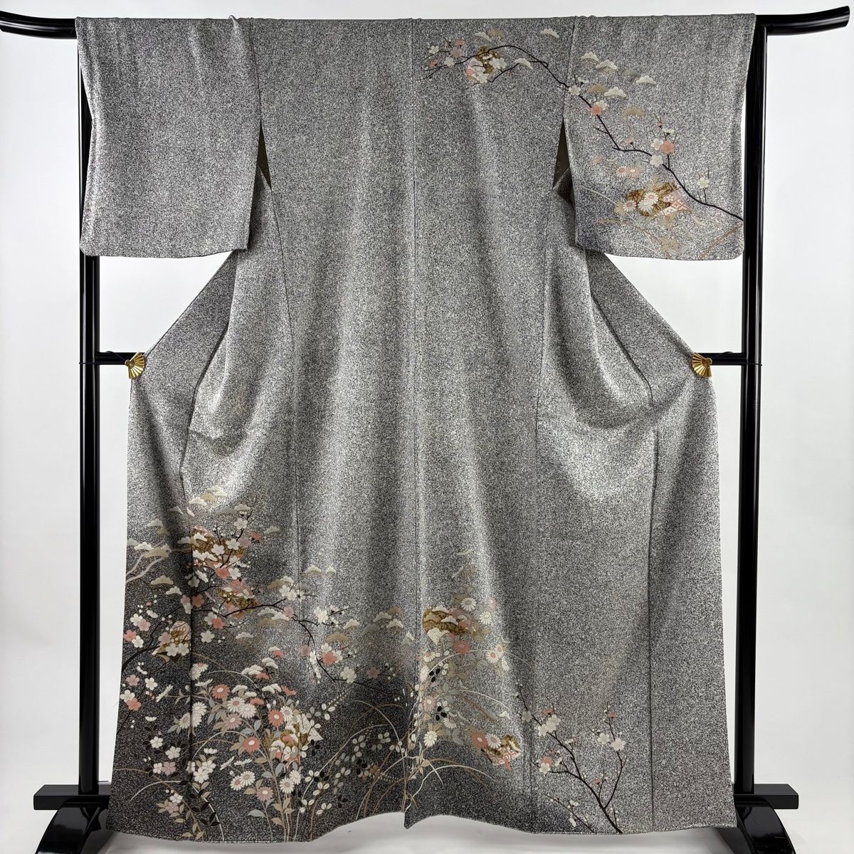 訪問着 身丈163 cm 裄丈65 5 M 袷 松梅 冊子 金彩 ぼかし 灰白 正絹 秀品
