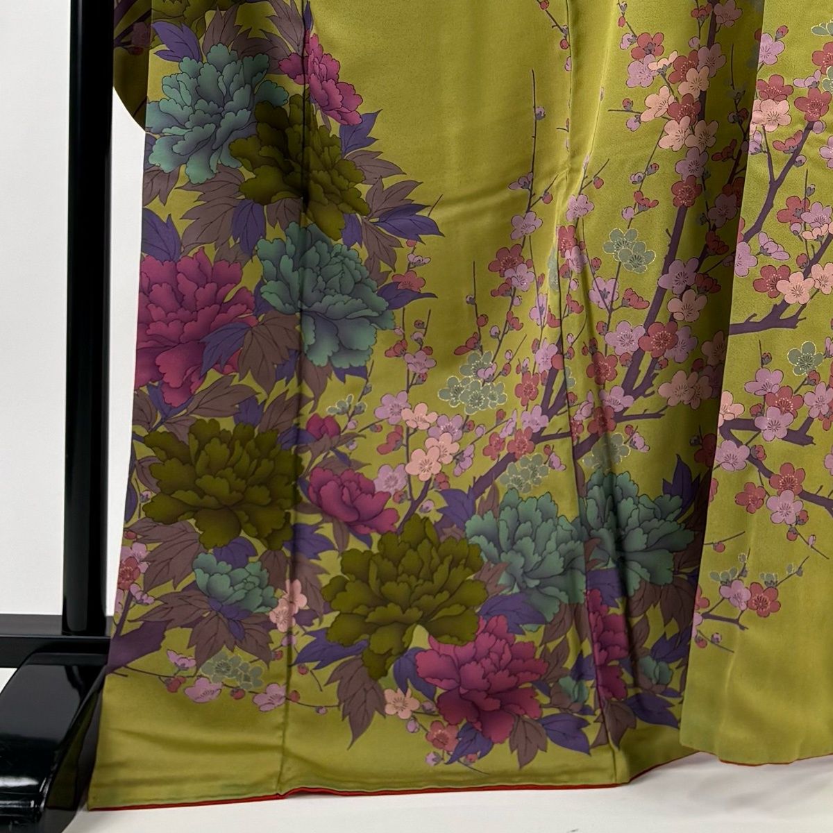 振袖 身丈169 cm 裄丈71 L 袷 牡丹 枝梅 金彩 よもぎ色 正絹 秀品