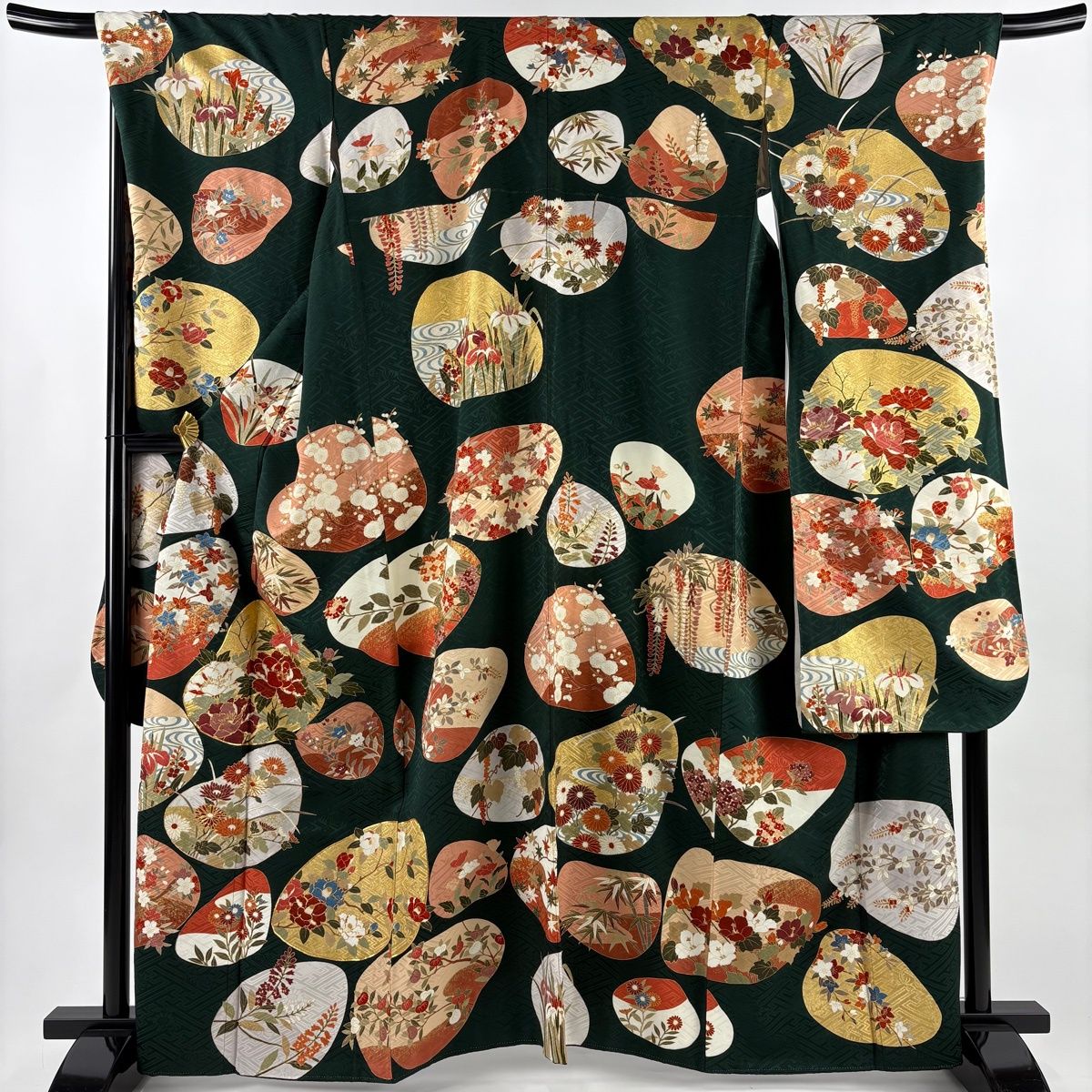 振袖 身丈163 cm 裄丈69 5 L 袷 牡丹 貝合わせ 金糸 金彩 深緑 正絹 秀品