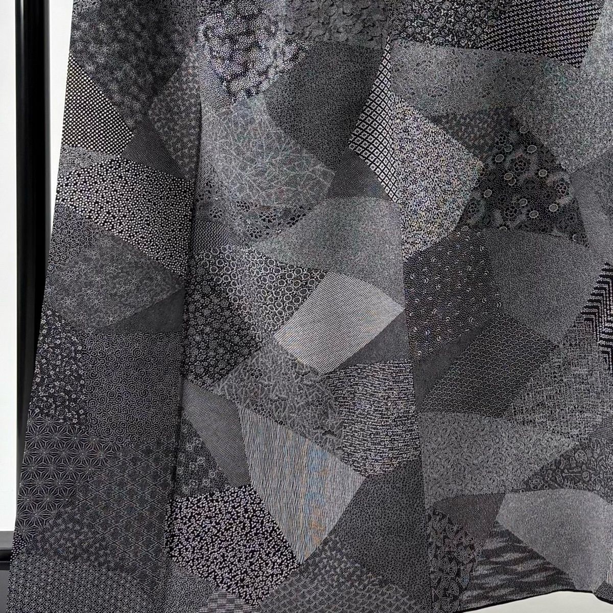 美品】 江戸小紋 身丈164cm 裄丈68cm L 袷 染谷梅治 落款 小花 寄せ柄