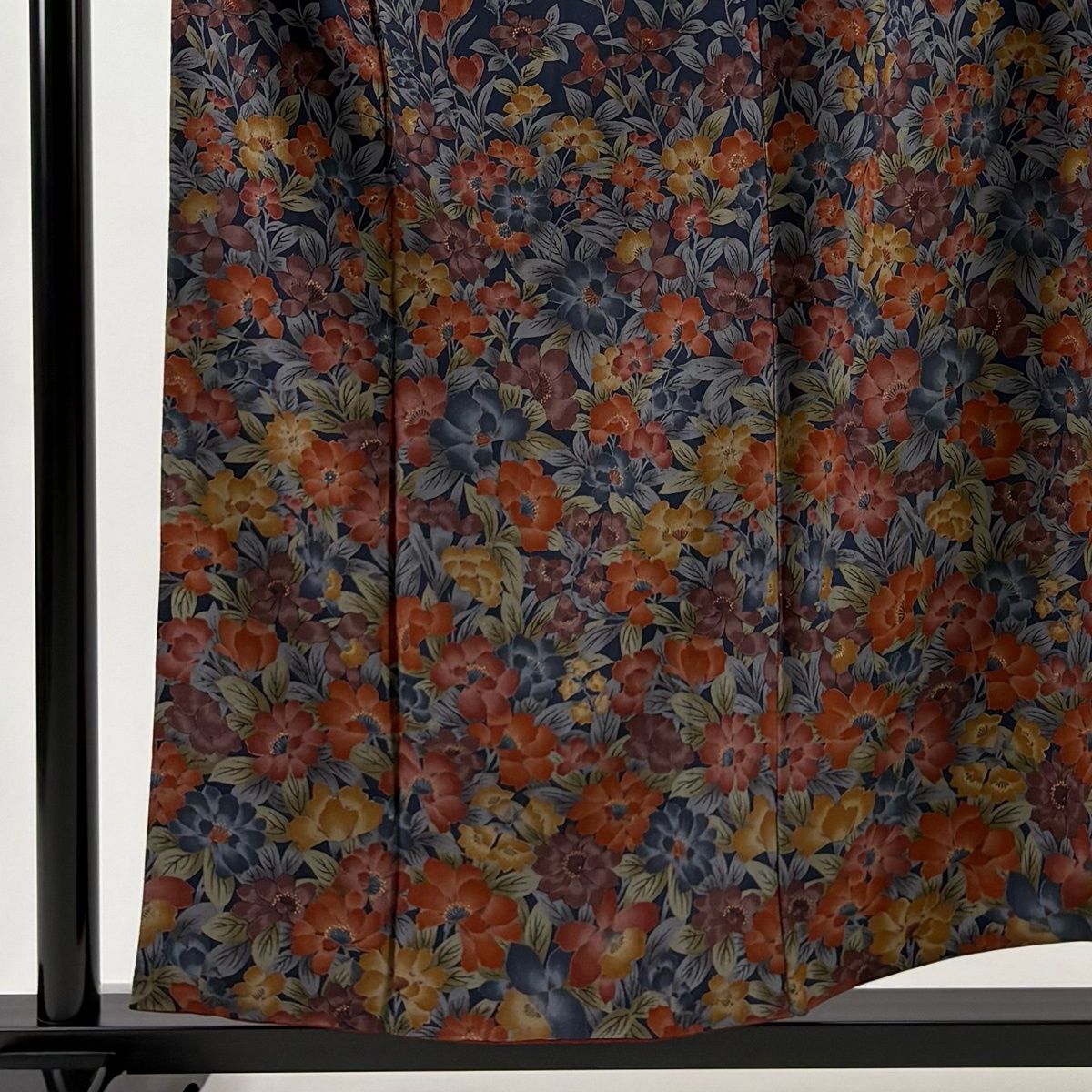 訪問着 身丈155 cm 裄丈66.5 M 袷 草花 金彩 紺色 正絹 秀品