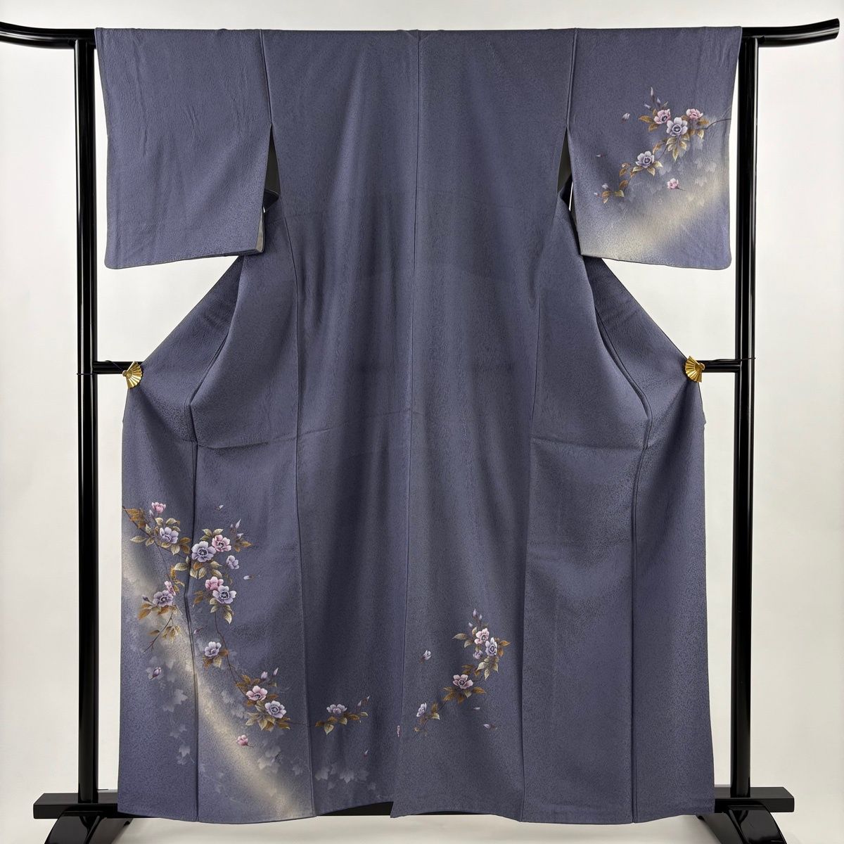 美品】 付下げ 身丈159.5cm 裄丈62.5cm S 袷 枝花 シルエット 金彩