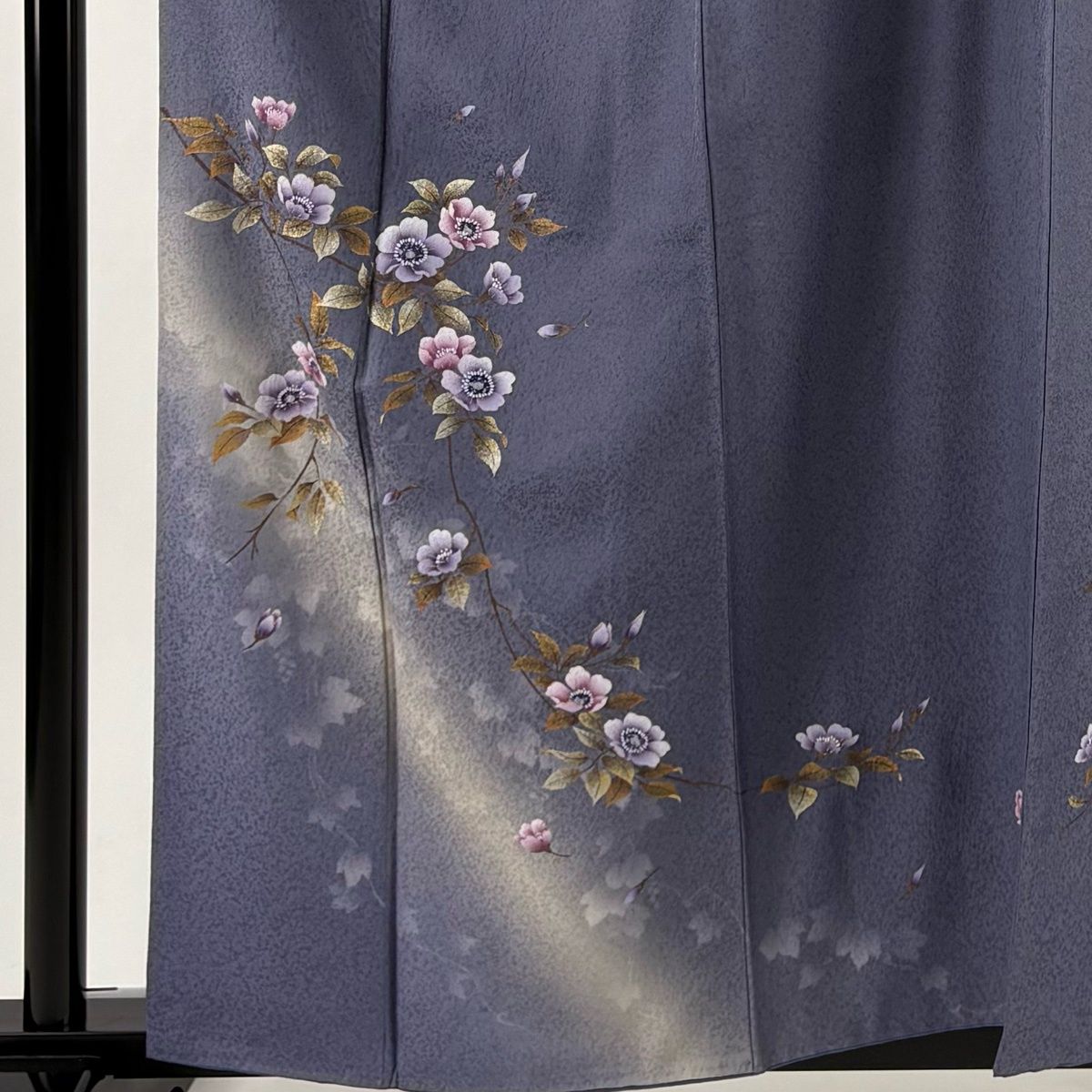 美品】 付下げ 身丈159.5cm 裄丈62.5cm S 袷 枝花 シルエット 金彩