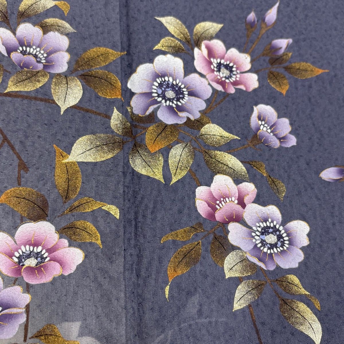 美品】 付下げ 身丈159.5cm 裄丈62.5cm S 袷 枝花 シルエット 金彩