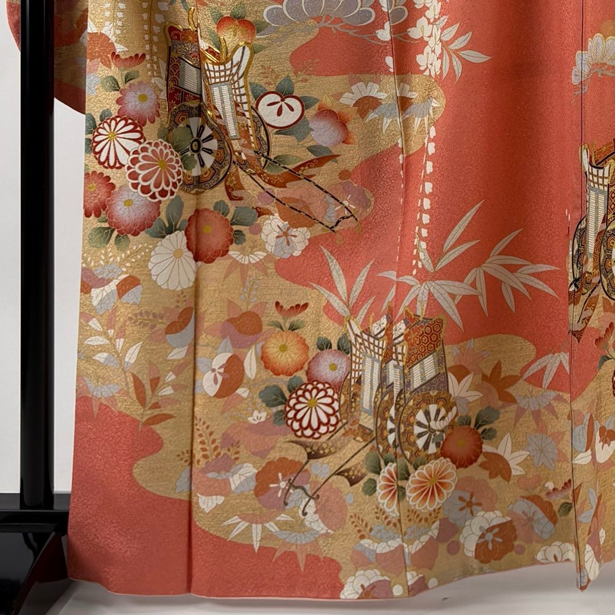 振袖 身丈164.5 cm 裄丈68.5 L 袷 御所車 松竹梅 金糸 金銀彩 サーモンピンク 正絹 秀品