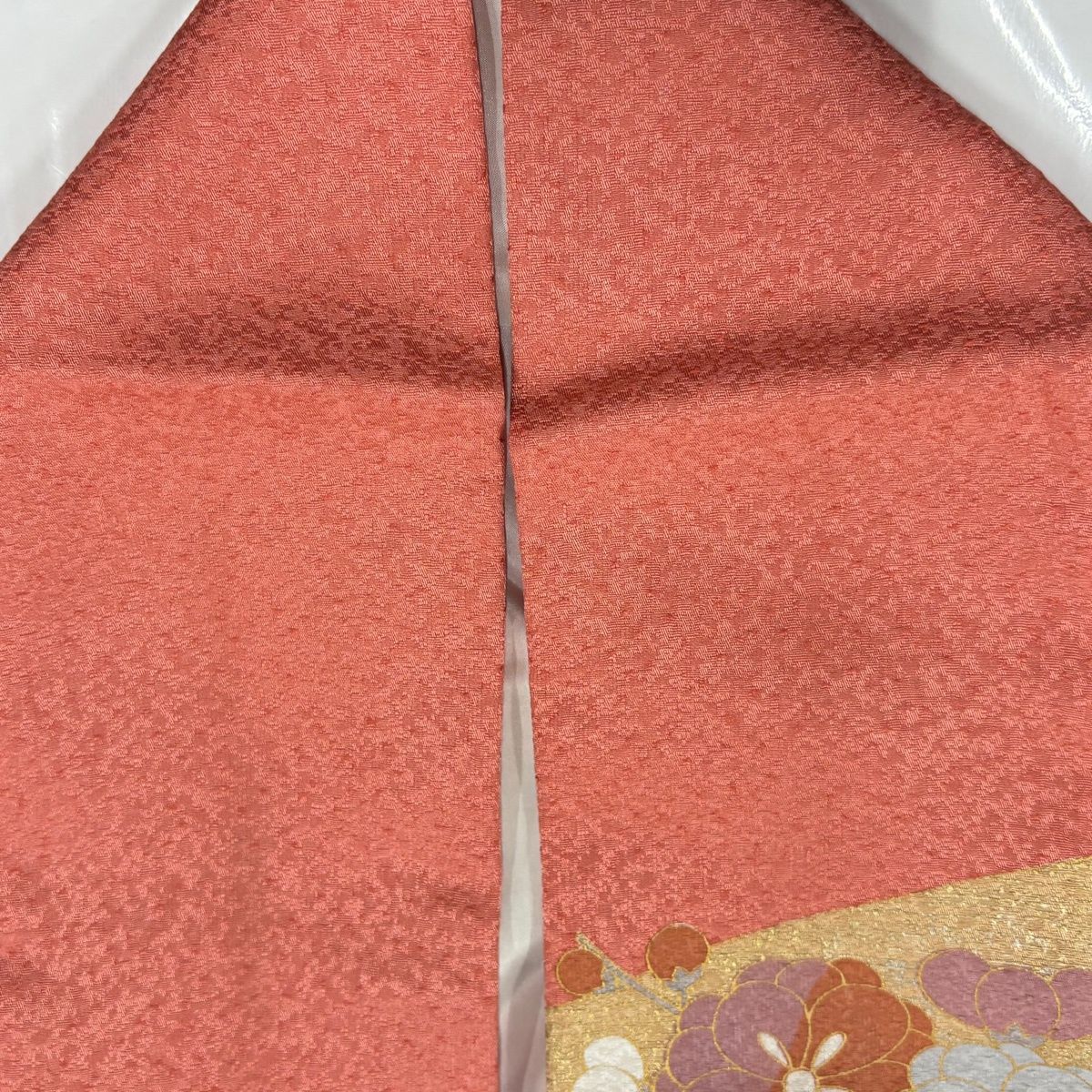  振袖 身丈164 5 cm 裄丈68 L 袷 御所車 松竹梅 金糸 金銀彩 サーモンピンク 正絹 秀品 振袖 着物
