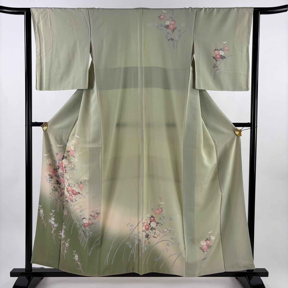 訪問着 身丈156.5 cm 裄丈62.5 S 袷 落款 菊 萩 染め分け ぼかし 薄緑 正絹 秀品