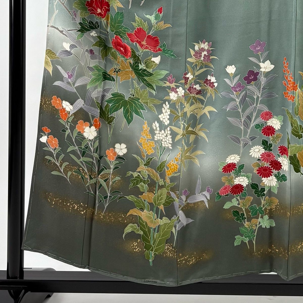 訪問着 身丈156.5 cm 裄丈61 S 袷 落款 草花 霞 刺繍 金彩 灰緑 正絹 秀品