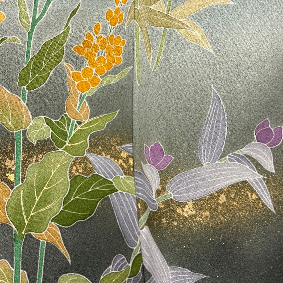  訪問着 身丈156.5 cm 裄丈61 S 袷 落款 草花 霞 刺繍 金彩 灰緑 正絹 秀品 訪問着 付け下げ 着物