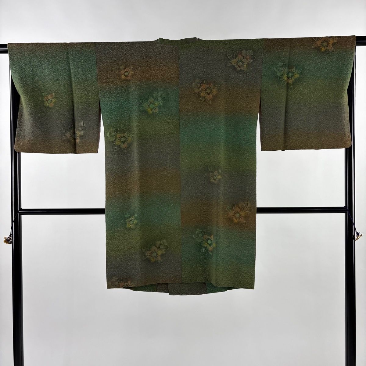 道行 身丈93 cm 裄丈66 M 和装コート 角衿 草花 ぼかし 縮緬 茶緑色 正絹 秀品