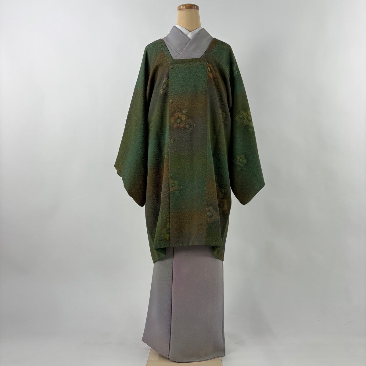 道行 身丈93 cm 裄丈66 M 和装コート 角衿 草花 ぼかし 縮緬 茶緑色 正絹 秀品