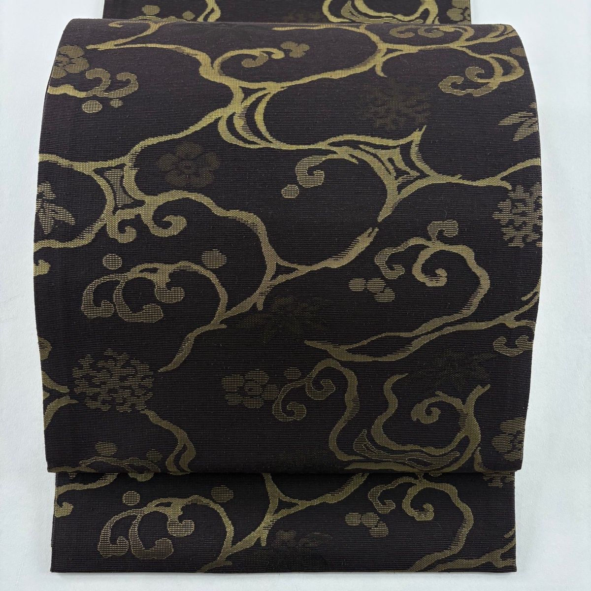 【美品】 袋帯 名品 花唐草 箔 焦茶色 六通 正絹 【】
